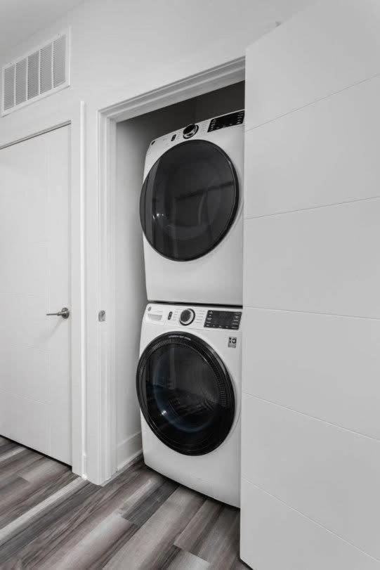 Dream Apartment Near Whole Foods Cozysuites Indianapolis Ngoại thất bức ảnh