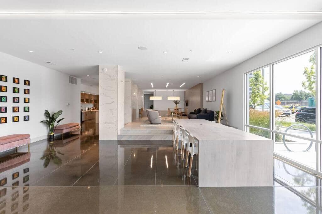 Dream Apartment Near Whole Foods Cozysuites Indianapolis Ngoại thất bức ảnh