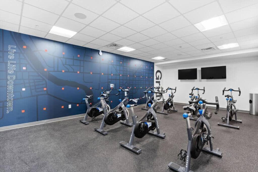 Dream Apartment Near Whole Foods Cozysuites Indianapolis Ngoại thất bức ảnh